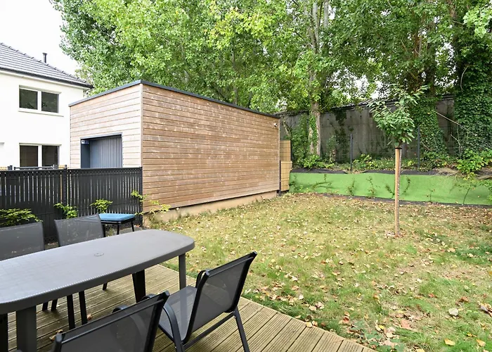 Bienvenue - 500 M De La 펜션 *